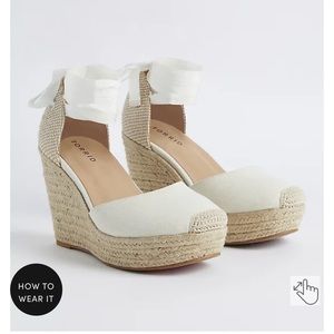 Torrid• PLATFORM ESPADRILLE WEDGE - NATURAL CANVAS (WW)